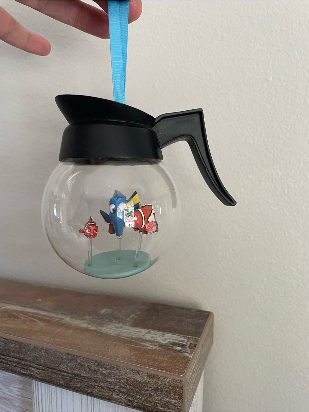 Disney Sketchbook Ornament Finding Dory Coffee Pot RARE